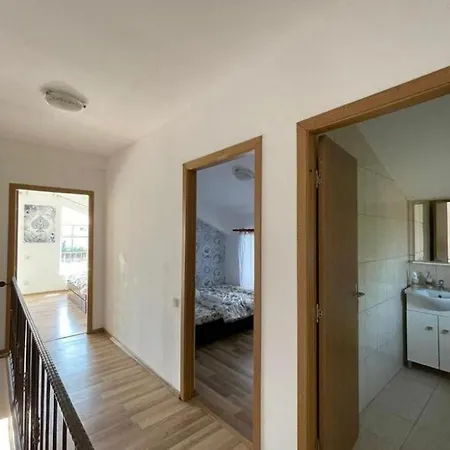 Semesterbostad Bibihouse Tuzla
