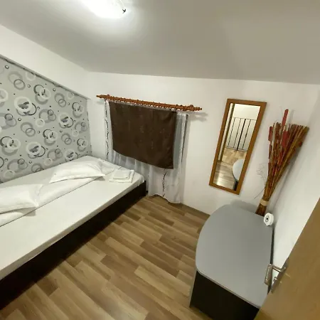 Semesterbostad Bibihouse *
